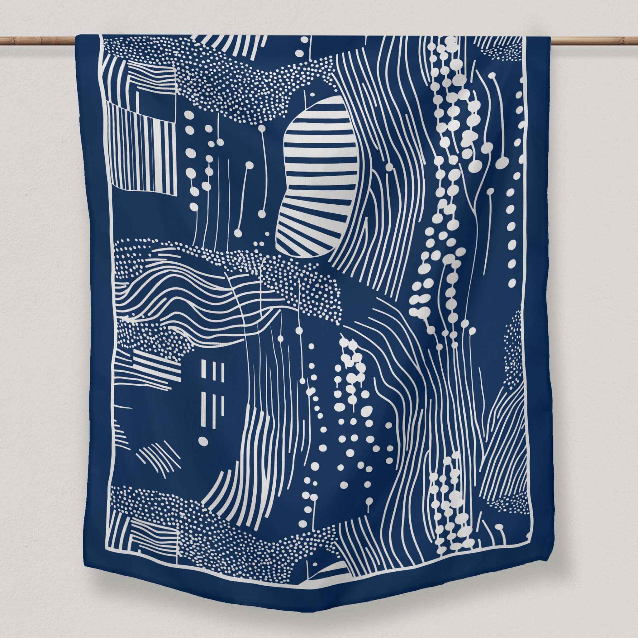 Tracking Path | Tablecloth