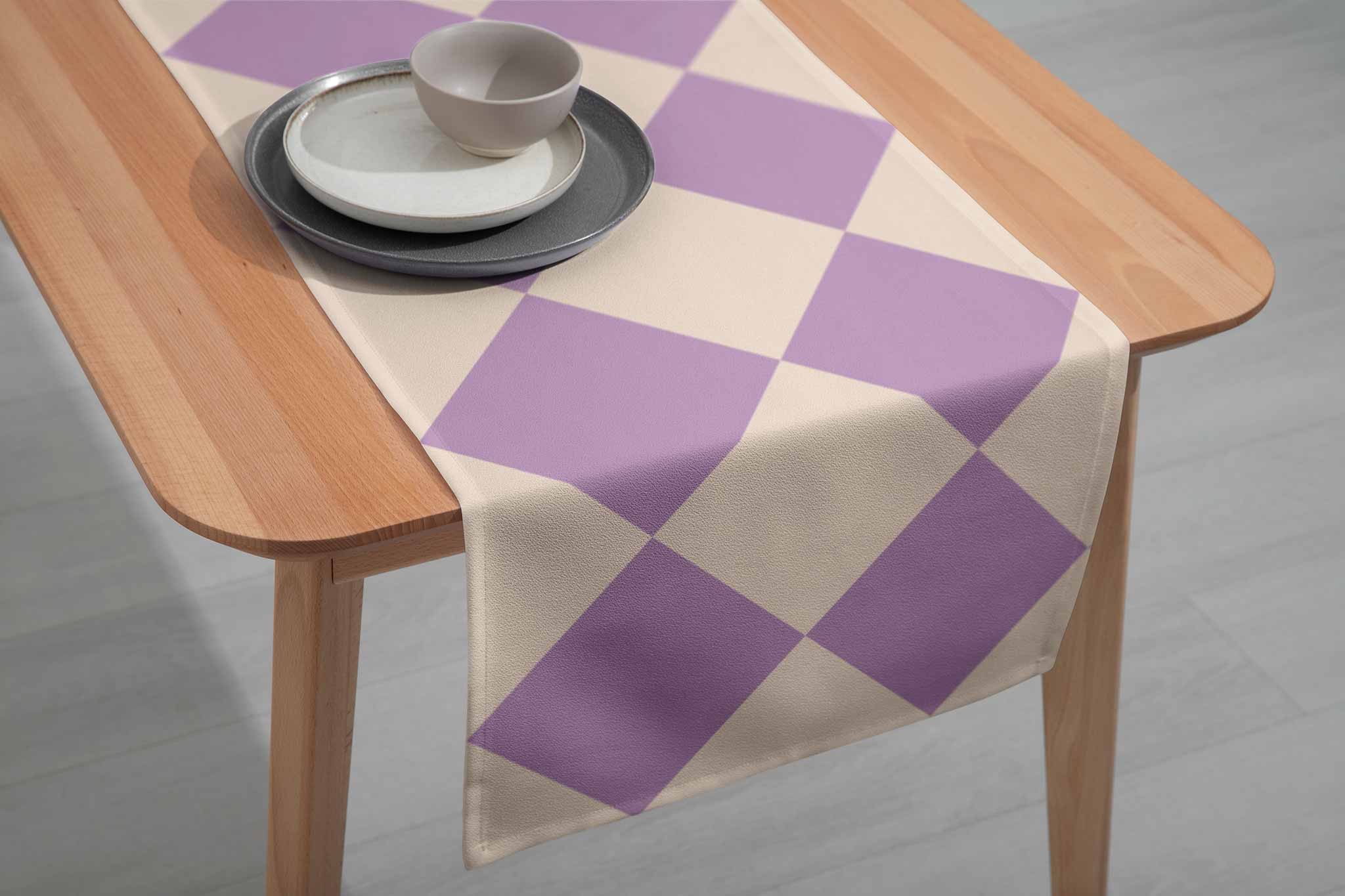 Lilac Diamonds | Table Runner