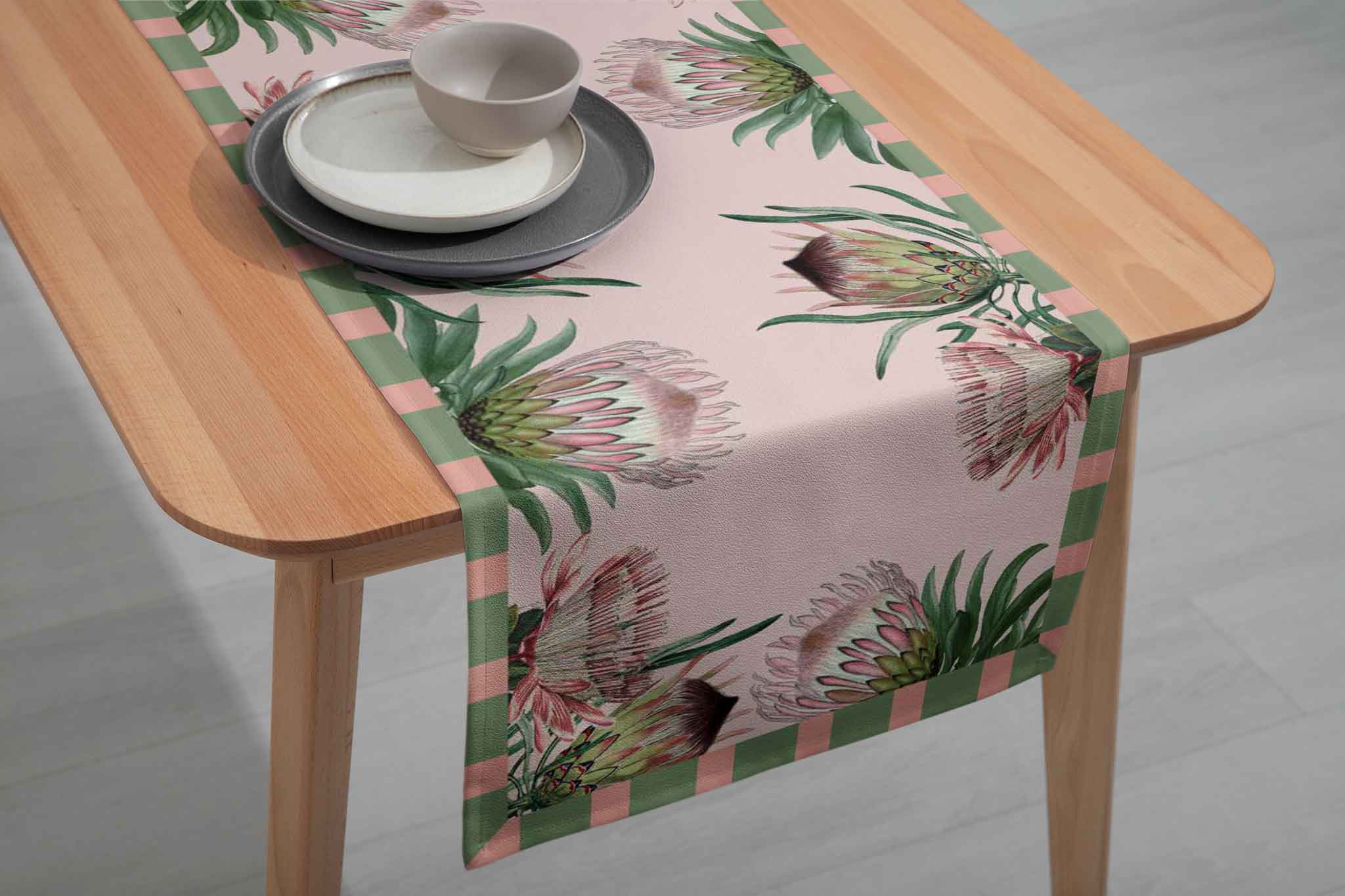 National Treasure | Table Runner
