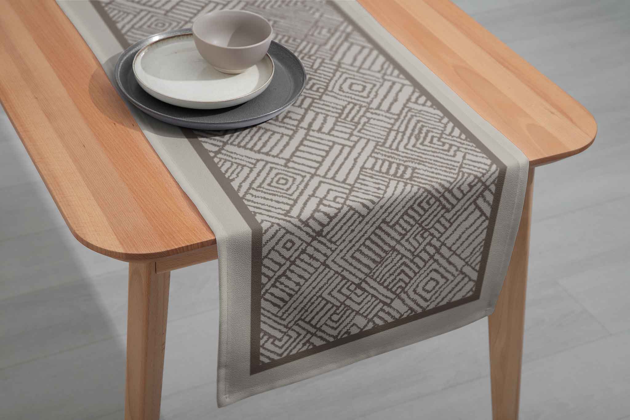 Rescue Line | Table Runner