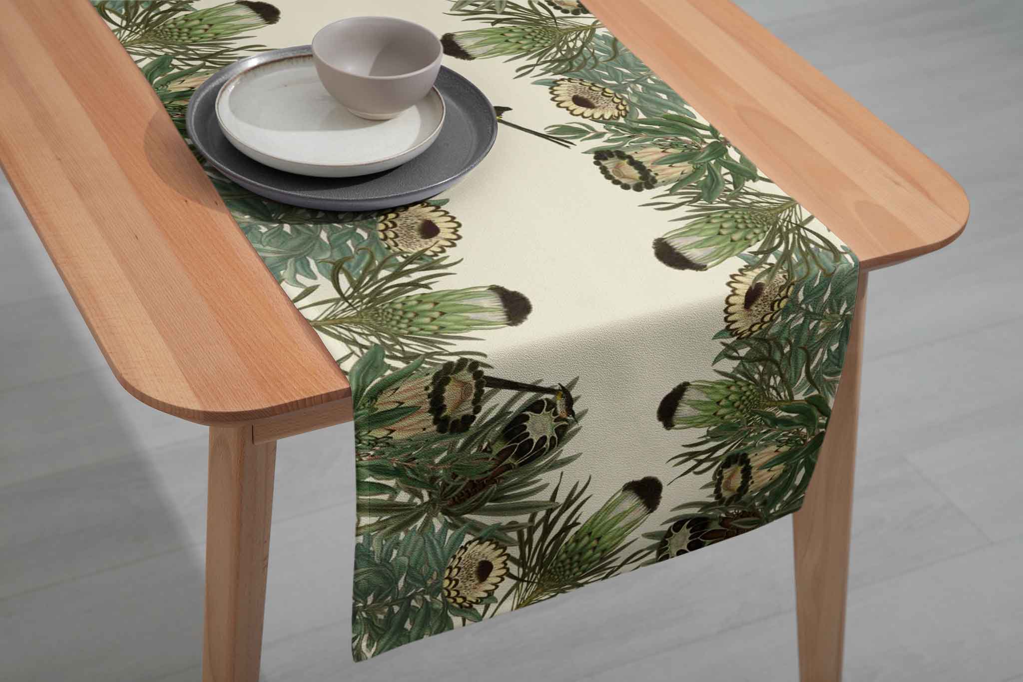 Sugarbird Protea | Table Runner