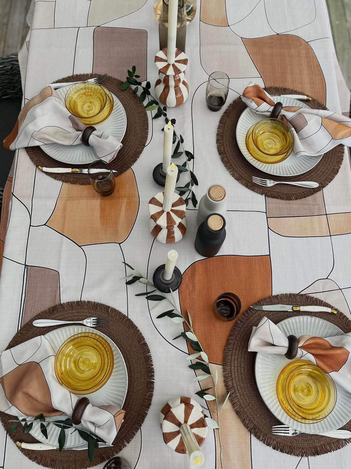 Cara Saven Decor